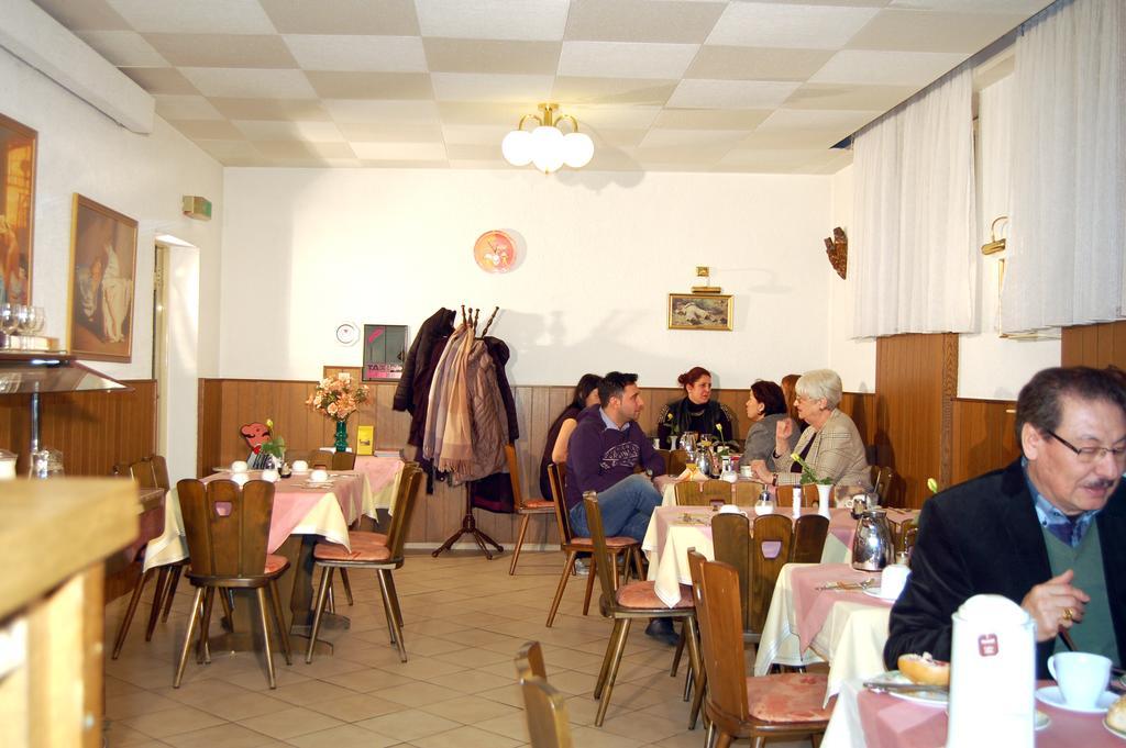 Airport Zeltinger Hof Otel Kelsterbach Dış mekan fotoğraf